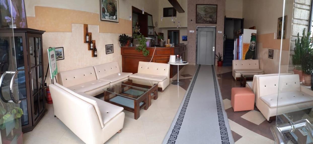 Hotel Permeti المظهر الخارجي الصورة
